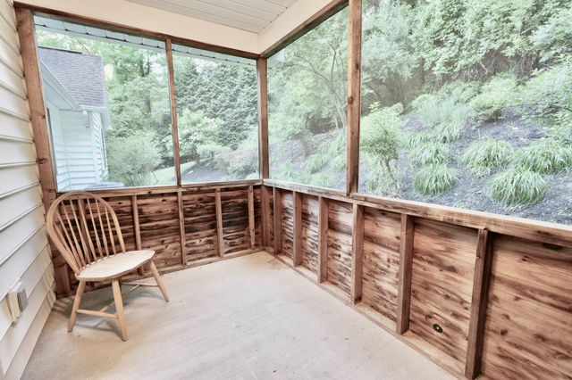 372 WHITE BEAR RD, Birdsboro, PA 19508