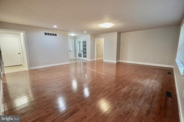 372 WHITE BEAR RD, Birdsboro, PA 19508