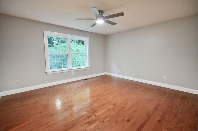 372 WHITE BEAR RD, Birdsboro, PA 19508