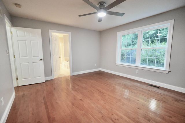 372 WHITE BEAR RD, Birdsboro, PA 19508