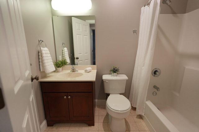 372 WHITE BEAR RD, Birdsboro, PA 19508