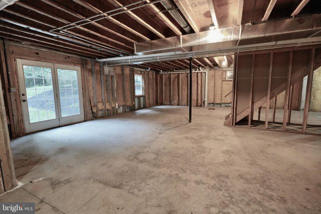 372 WHITE BEAR RD, Birdsboro, PA 19508
