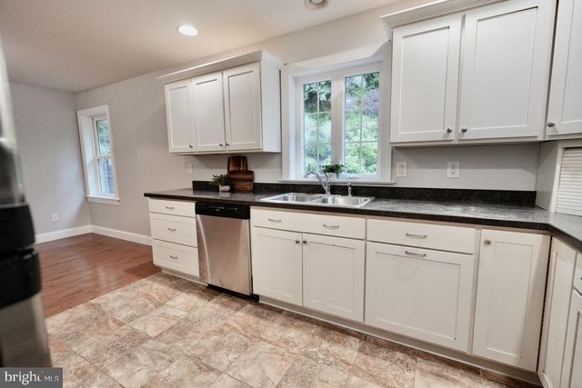 372 WHITE BEAR RD, Birdsboro, PA 19508