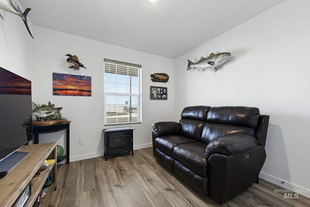 14393 Skys End Ct, Caldwell, ID 83607