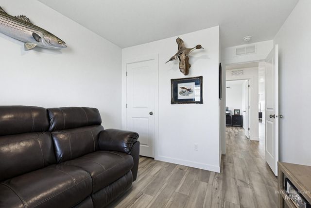 14393 Skys End Ct, Caldwell, ID 83607