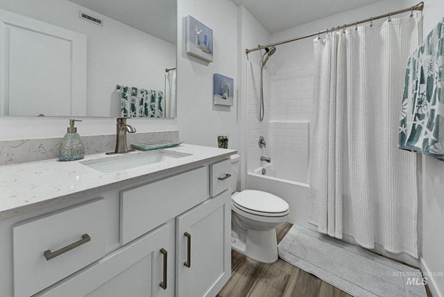 14393 Skys End Ct, Caldwell, ID 83607