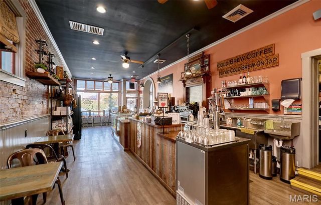 214 E 1st Street, Hermann, MO 65041