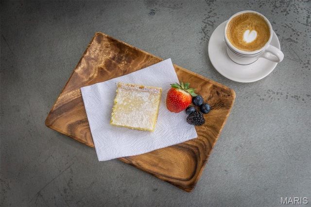 214 E 1st Street, Hermann, MO 65041