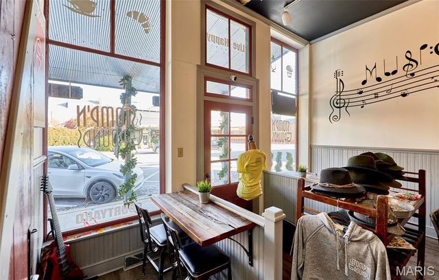 214 E 1st Street, Hermann, MO 65041