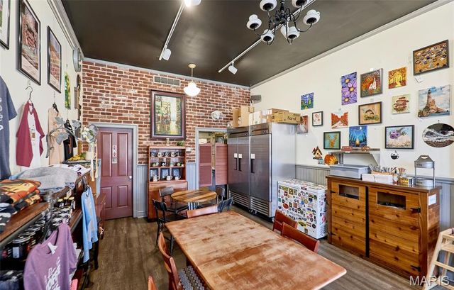 214 E 1st Street, Hermann, MO 65041