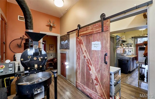 214 E 1st Street, Hermann, MO 65041