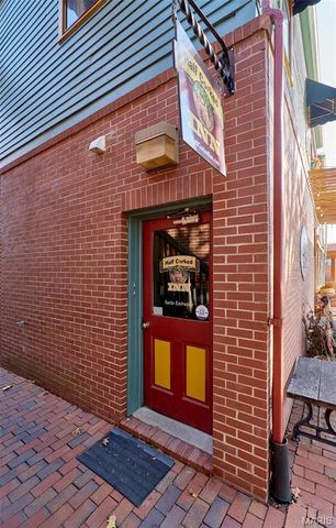 214 E 1st Street, Hermann, MO 65041