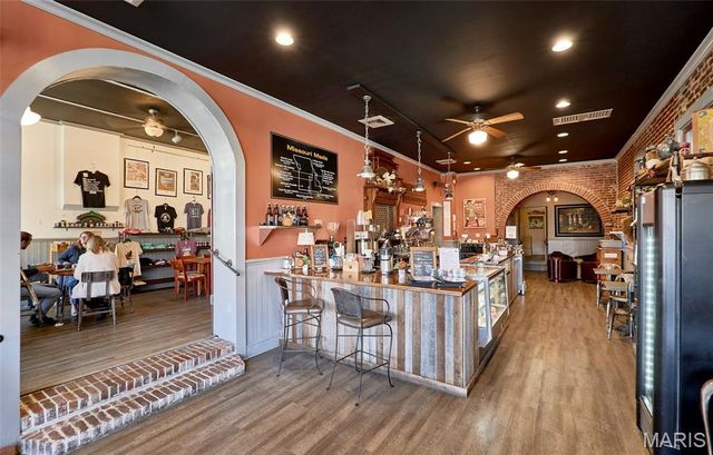 214 E 1st Street, Hermann, MO 65041