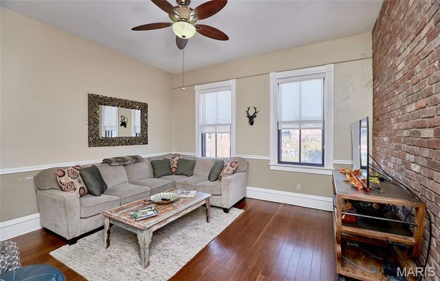 214 E 1st Street, Hermann, MO 65041