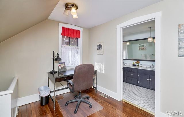 214 E 1st Street, Hermann, MO 65041