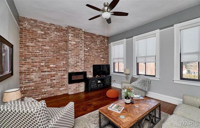 214 E 1st Street, Hermann, MO 65041