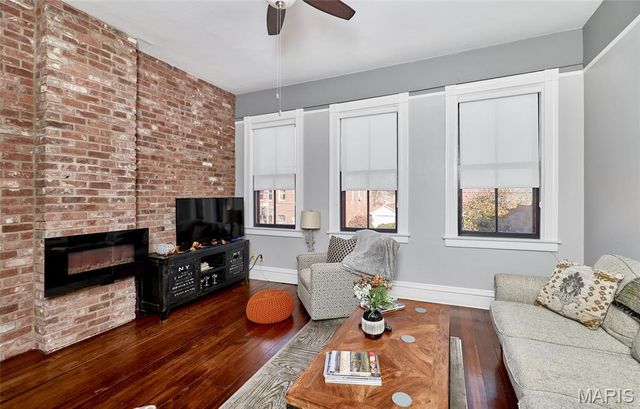 214 E 1st Street, Hermann, MO 65041