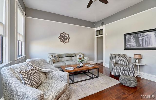 214 E 1st Street, Hermann, MO 65041