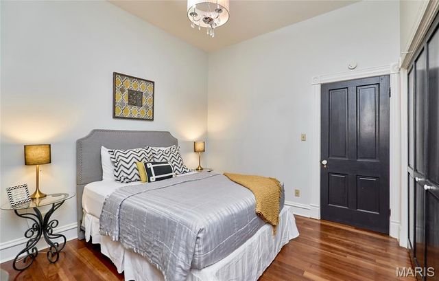 214 E 1st Street, Hermann, MO 65041