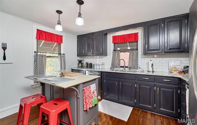 214 E 1st Street, Hermann, MO 65041