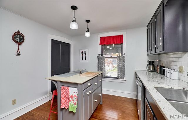 214 E 1st Street, Hermann, MO 65041