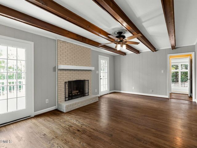 102 Greenwood Circle, Smithfield, NC 27577