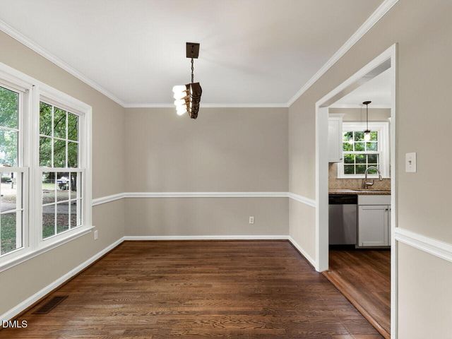 102 Greenwood Circle, Smithfield, NC 27577