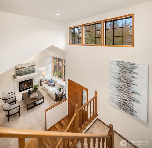 22116 NE 10th Place, Sammamish, WA 98074