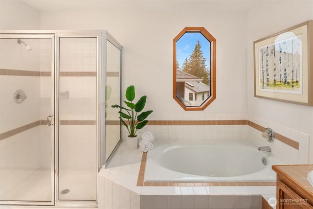 22116 NE 10th Place, Sammamish, WA 98074