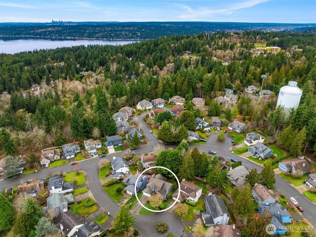 22116 NE 10th Place, Sammamish, WA 98074