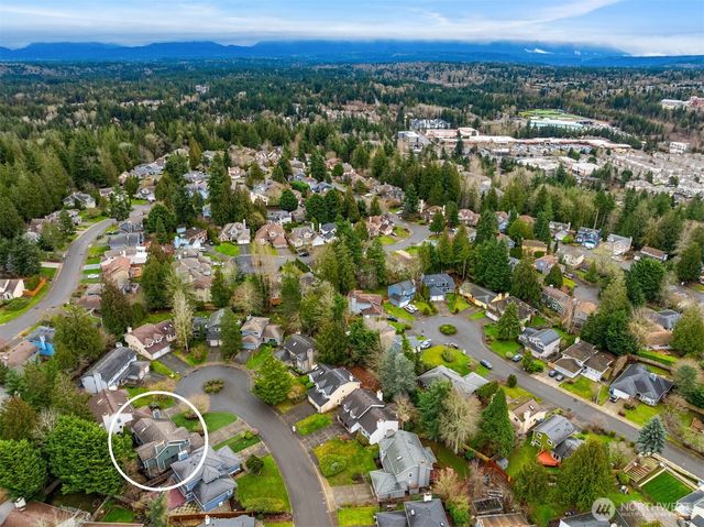 22116 NE 10th Place, Sammamish, WA 98074