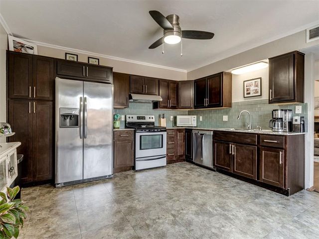 9737 Hefner Village Boulevard, Oklahoma City, OK 73162