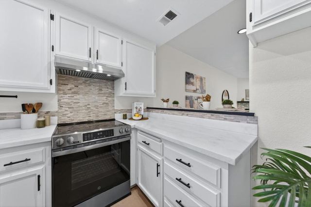 1400 Bowe Avenue 1703, Santa Clara, CA 95051