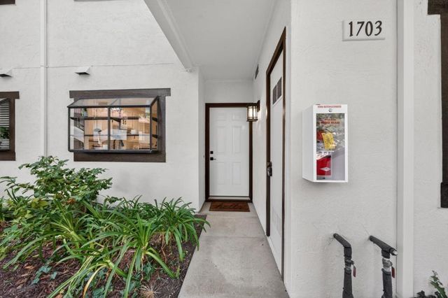 1400 Bowe Avenue 1703, Santa Clara, CA 95051