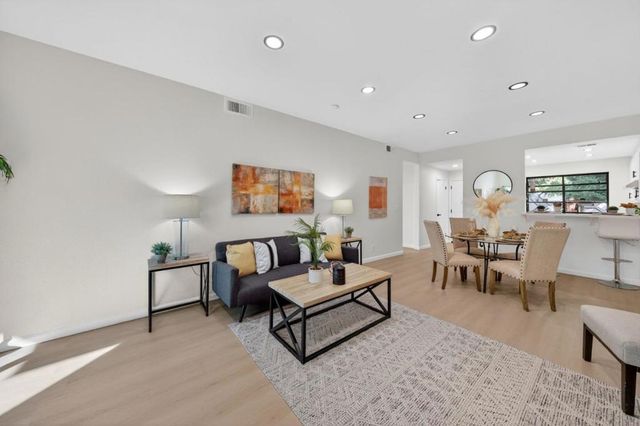 1400 Bowe Avenue 1703, Santa Clara, CA 95051