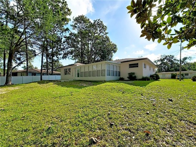 609 Goodyear Avenue, Inverness, FL 34452