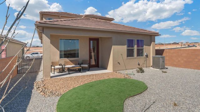 2400 Eglisfield Loop NE, Rio Rancho, NM 87144
