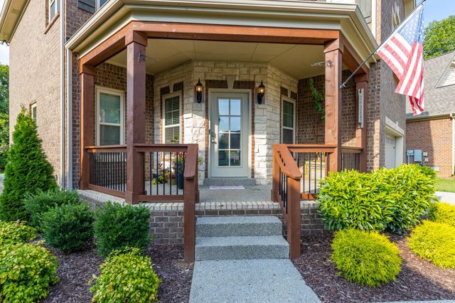 9055 Wheeler Dr, Spring Hill, TN 37174