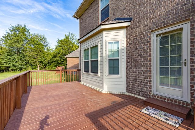 9055 Wheeler Dr, Spring Hill, TN 37174