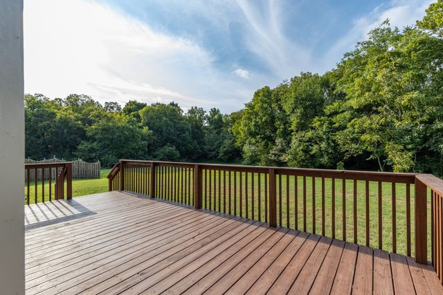 9055 Wheeler Dr, Spring Hill, TN 37174