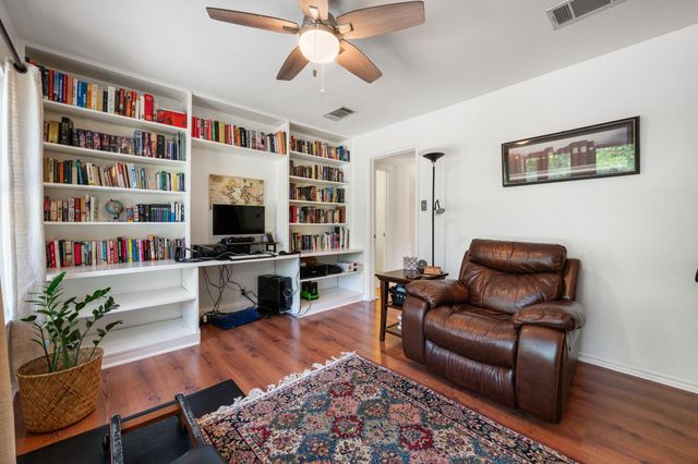 1314 Chalk LN, Cedar Park, TX 78613