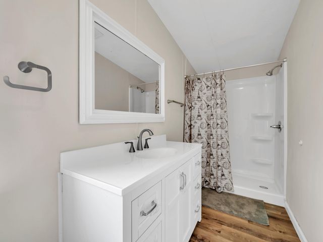 8377 Segura Street, Navarre, FL 32566