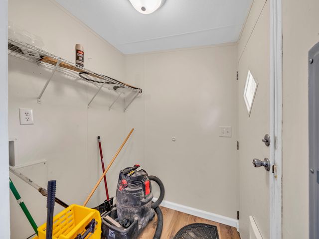 8377 Segura Street, Navarre, FL 32566