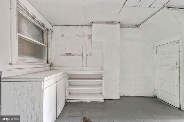 2365 S 8TH ST, Camden, NJ 08104