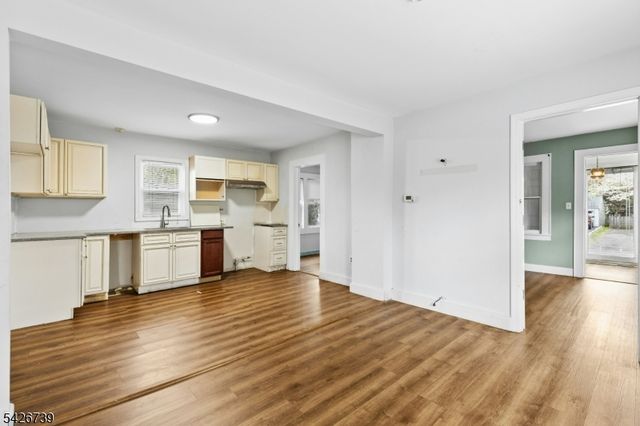 548 Hunter Ave, Scotch Plains Twp., NJ 07076