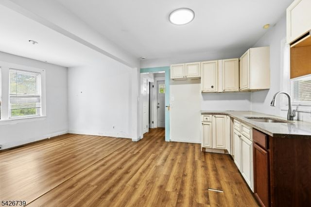 548 Hunter Ave, Scotch Plains Twp., NJ 07076