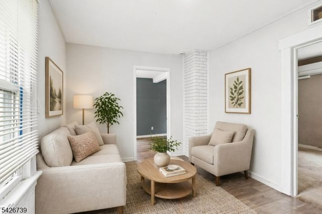 548 Hunter Ave, Scotch Plains Twp., NJ 07076