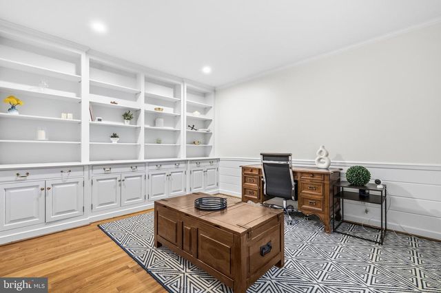 7917 GREENTREE RD, Bethesda, MD 20817