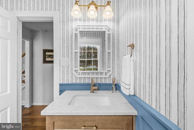 7917 GREENTREE RD, Bethesda, MD 20817