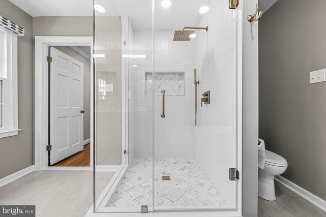 7917 GREENTREE RD, Bethesda, MD 20817